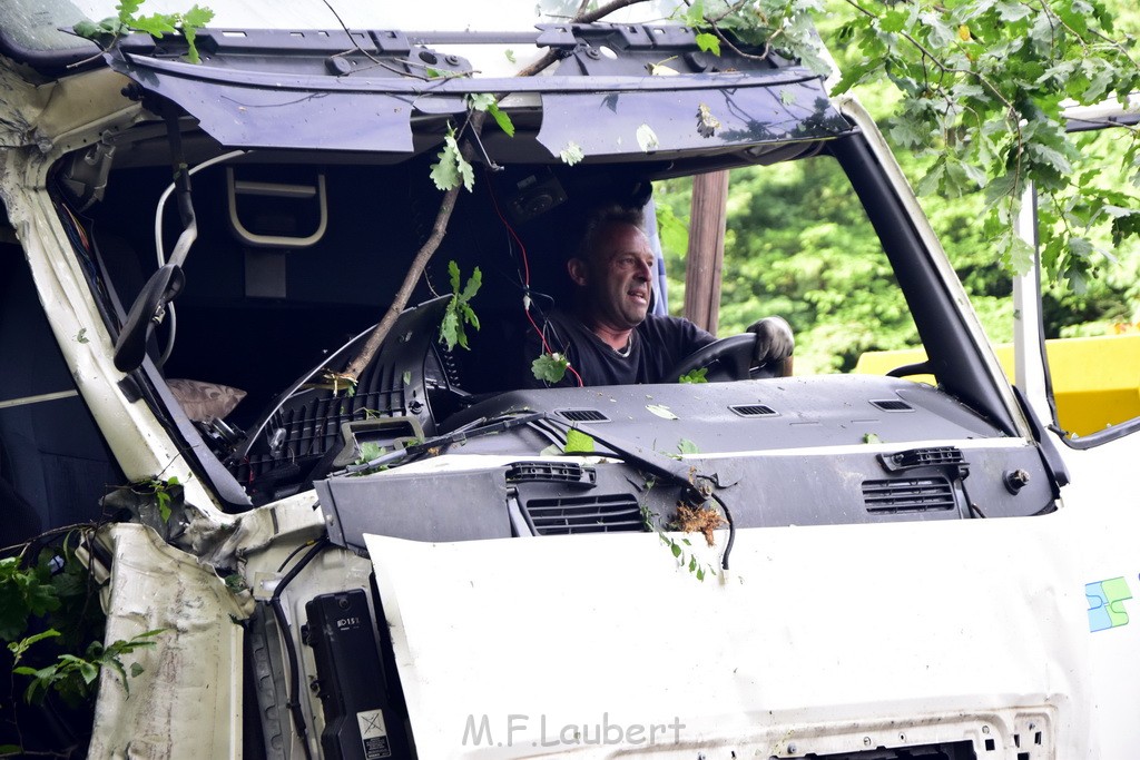 Schwerer VU A 3 Rich Oberhausen Hoehe AK Leverkusen P602.JPG - Miklos Laubert